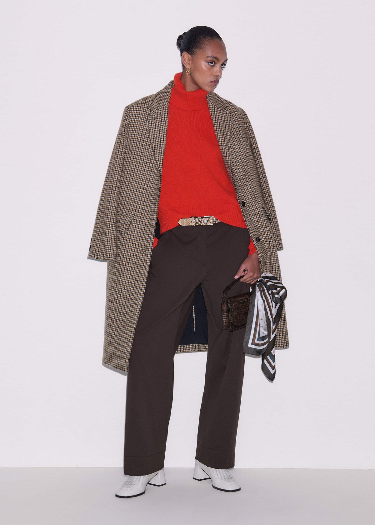 Red Cashmere Curved Hem Raglan Sweater + Snood | ME+EM