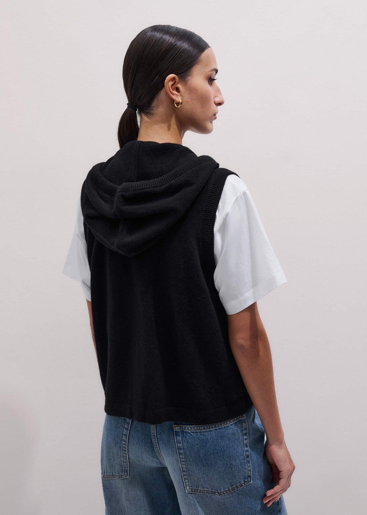 Black Cashmere Sleeveless Relaxed Zip Hoodie | ME+EM