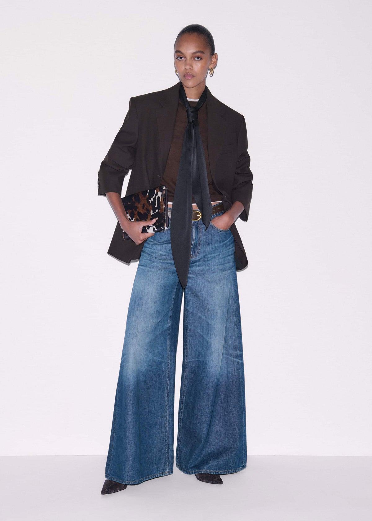 Brown Icon Intelligently Oversized Blazer | ME+EM