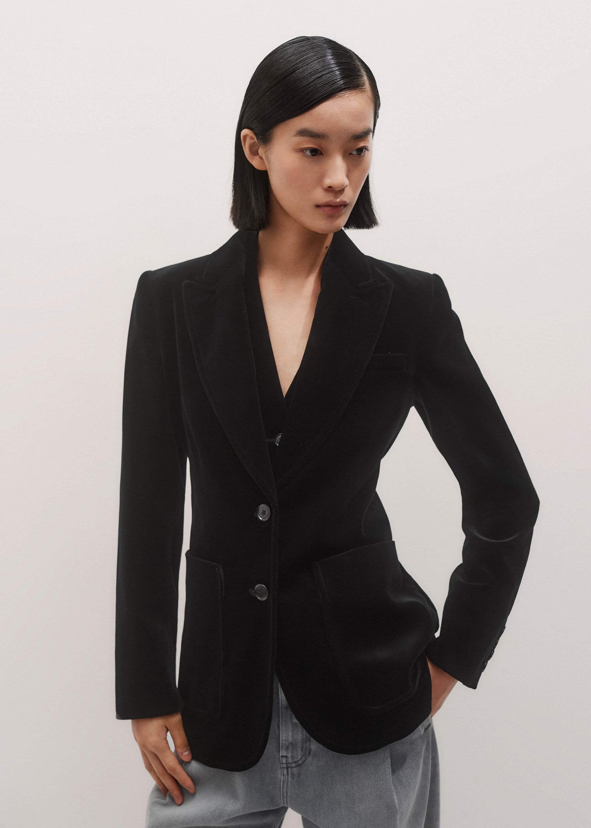 Black Stretch Velvet Sharp Shoulder Blazer | ME+EM
