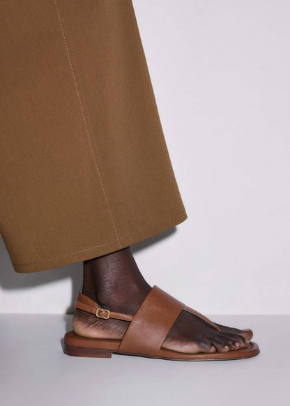 Brown Minimal Sandal | ME+EM